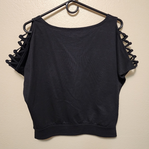 Cold Should Crop - Wet Seal Sz S - Picture 3 of 4